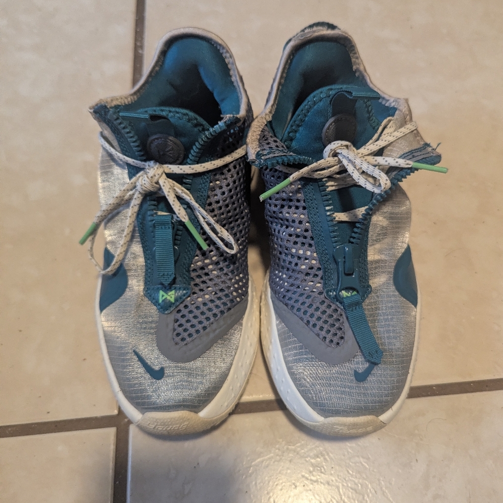 Nike PG4 PCG Sz 7 Men